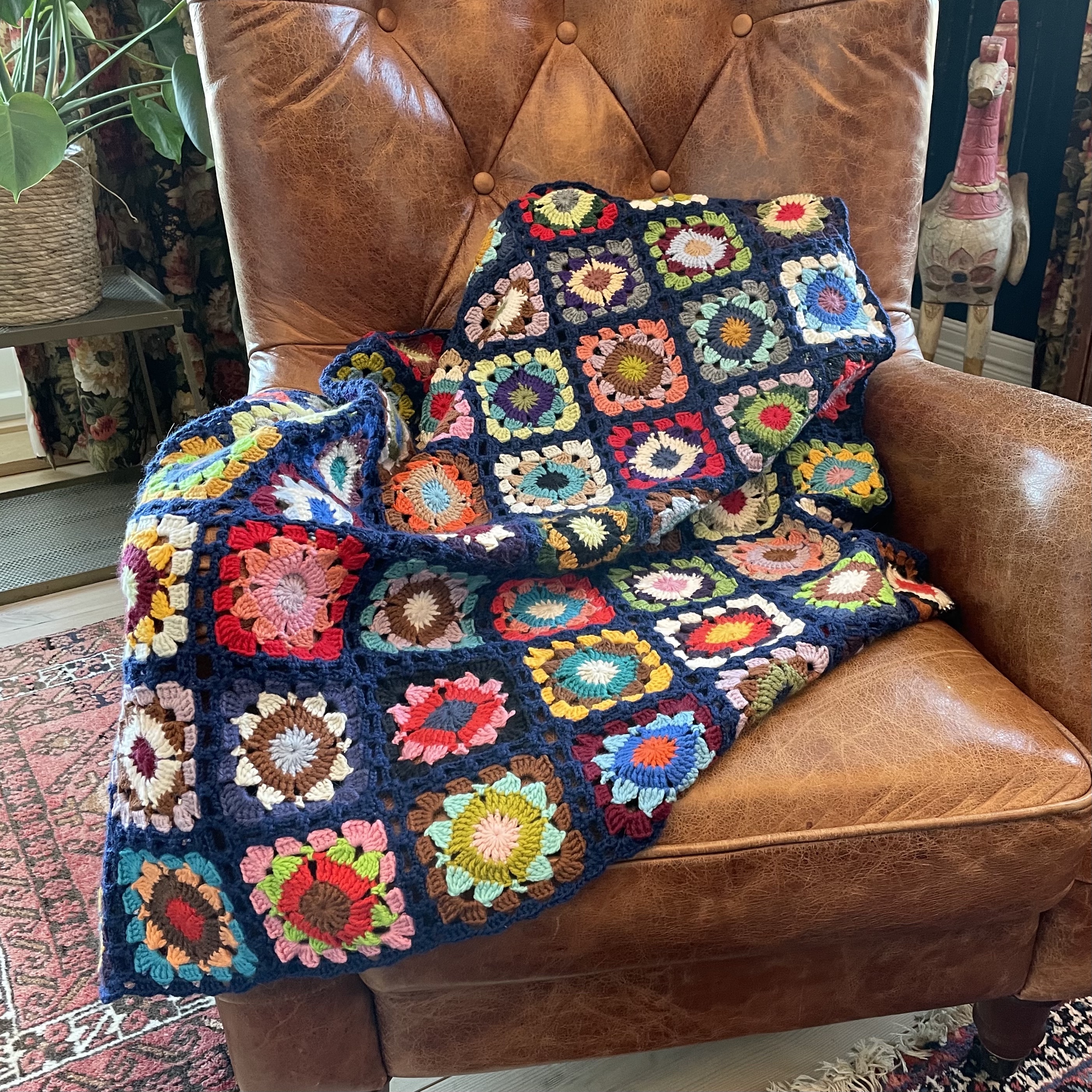 AUDUN Blanket with Small Floral Squares – Arne & Carlos Shop